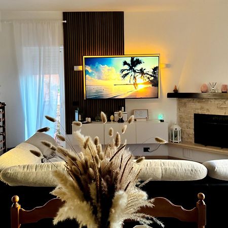 Kesya Seaview Apartment - Attico - 50Mt Dal Mare Anzio Kültér fotó