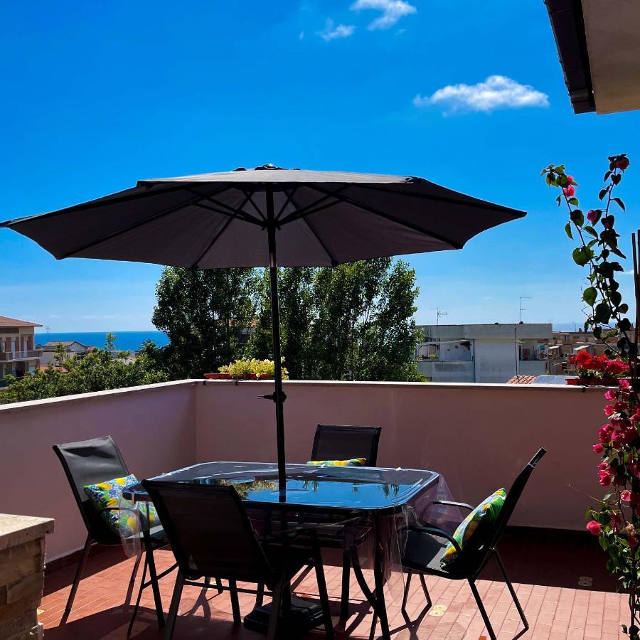 Kesya Seaview Apartment - Attico - 50Mt Dal Mare Anzio Kültér fotó