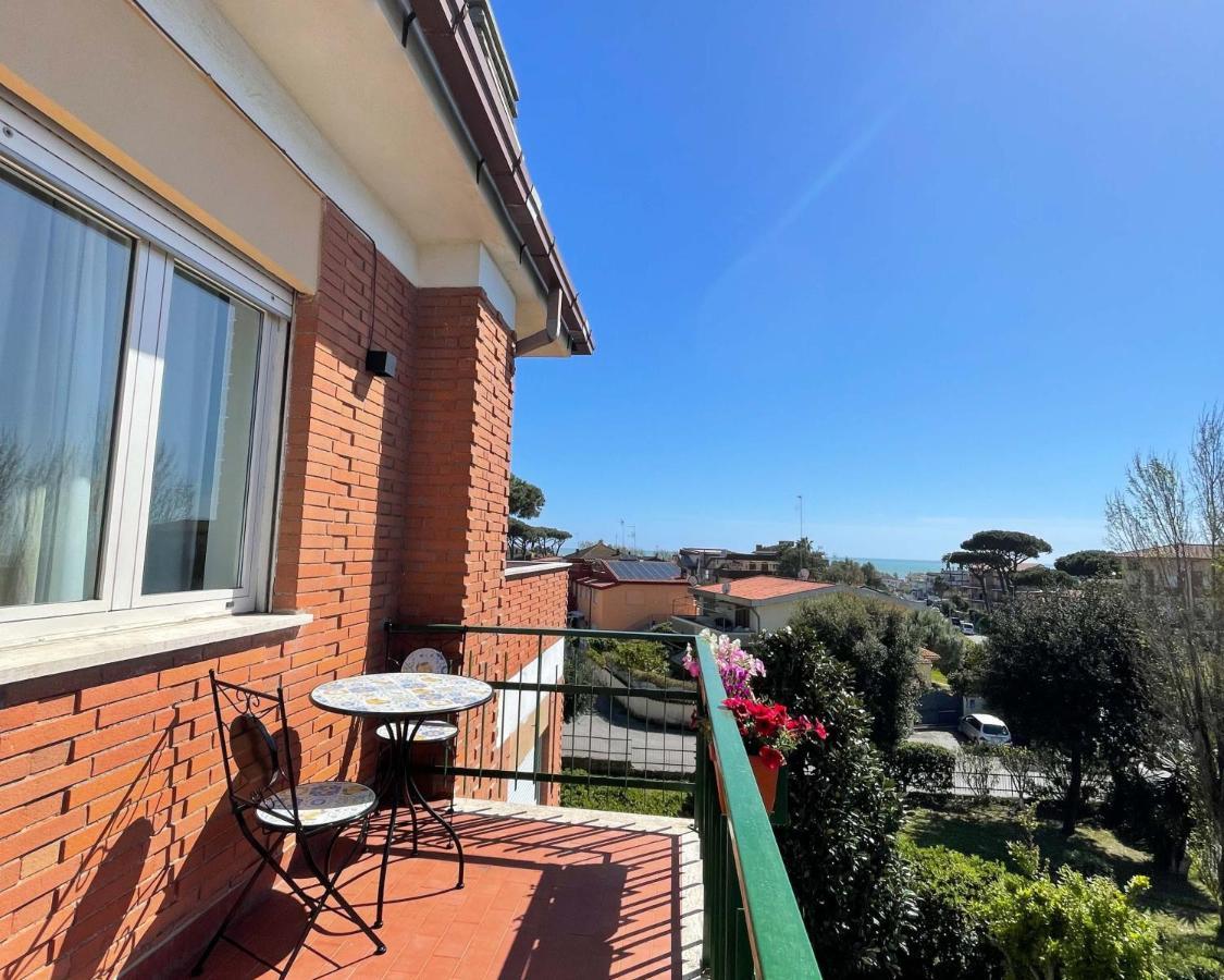 Kesya Seaview Apartment - Attico - 50Mt Dal Mare Anzio Kültér fotó